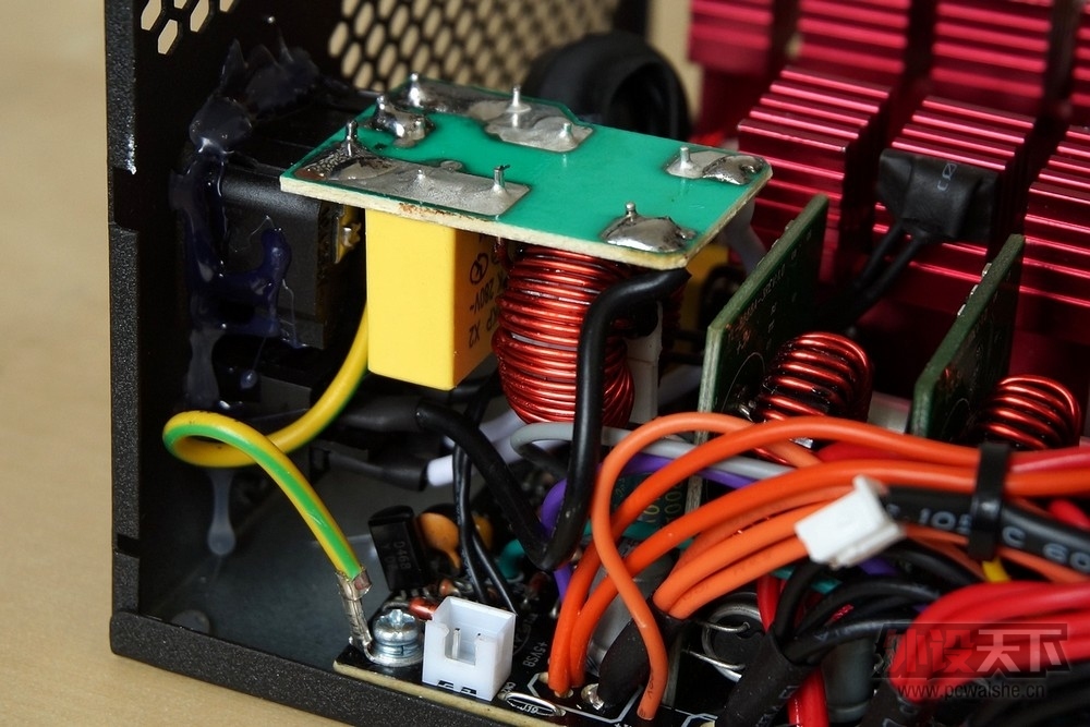 ���˹550W����ģ���Դ ����ͼ�͡��������