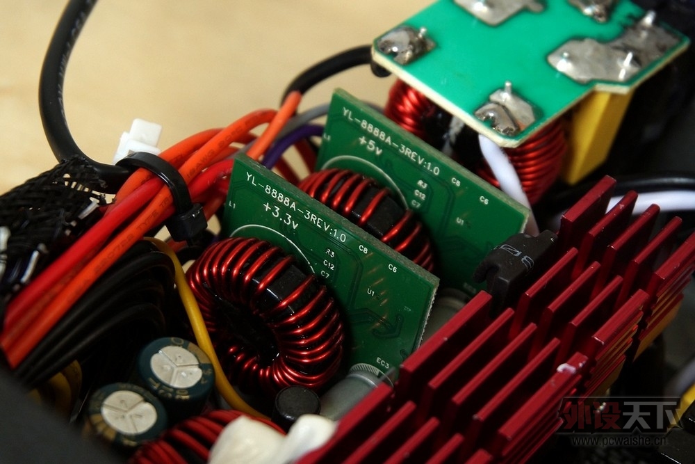 ���˹550W����ģ���Դ ����ͼ�͡��������