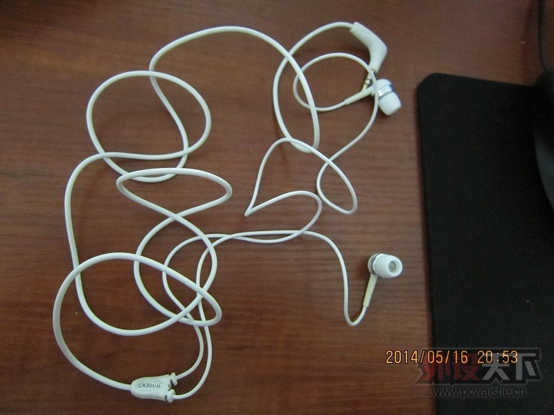 ����������ɭ������CX300II�۸�200Ԫ��AKG-k420�۸�150Ԫ