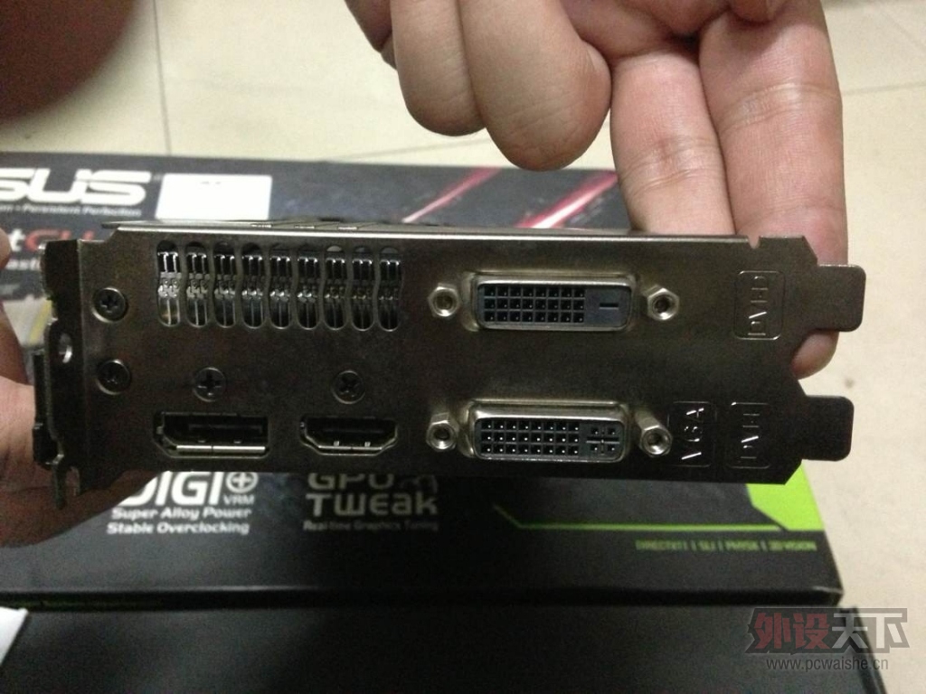 ���ѳ������ɶ������Կ���˶660ti DirectCU II 2G 980MHz 9����