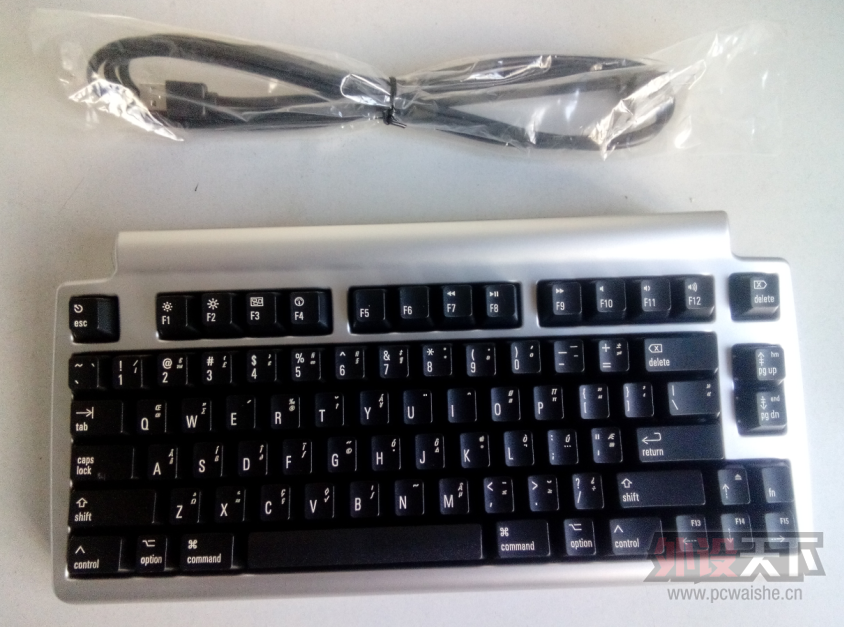 ������е����--matias MAC  FK303QBT