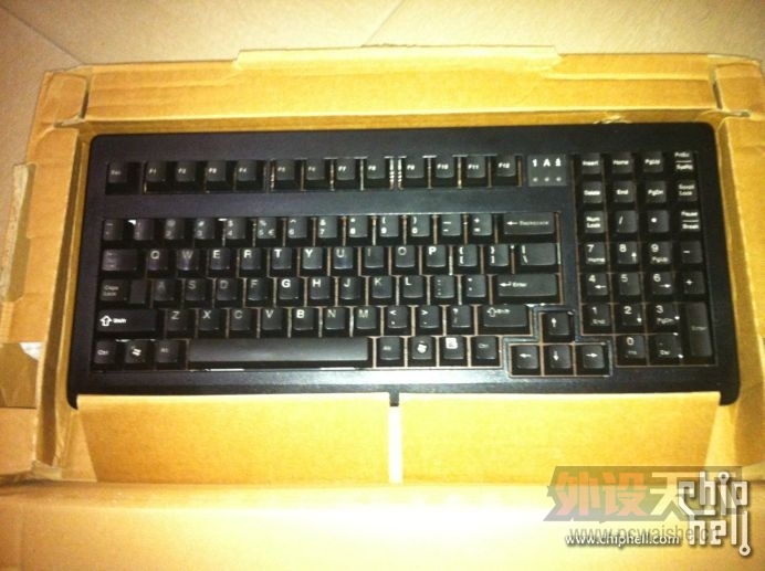 ��������CHERRY G80-1865  8���� 600