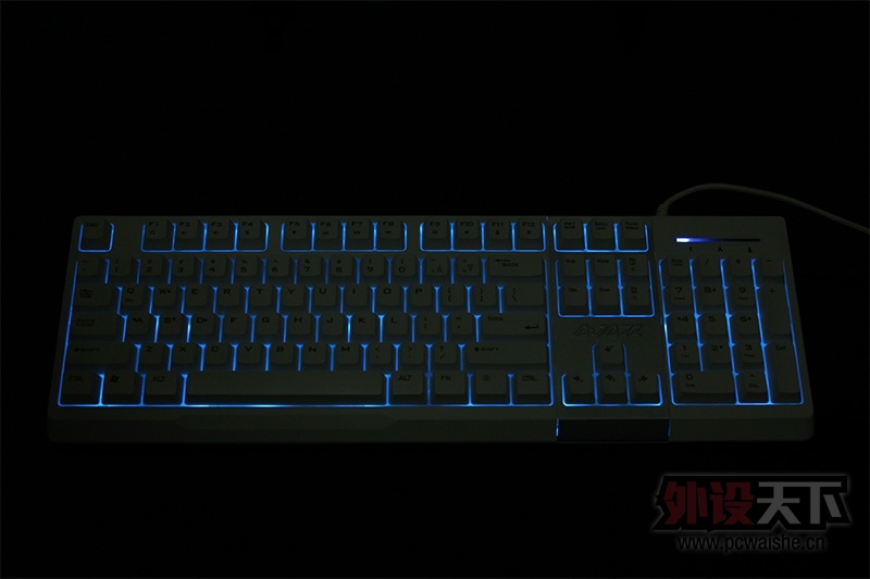 �ھ���Ӣ��֮�С�������Ϸ���̲���