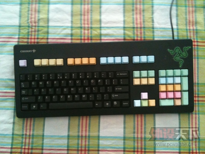 p_large_EMpA_6693000336115c42.jpg