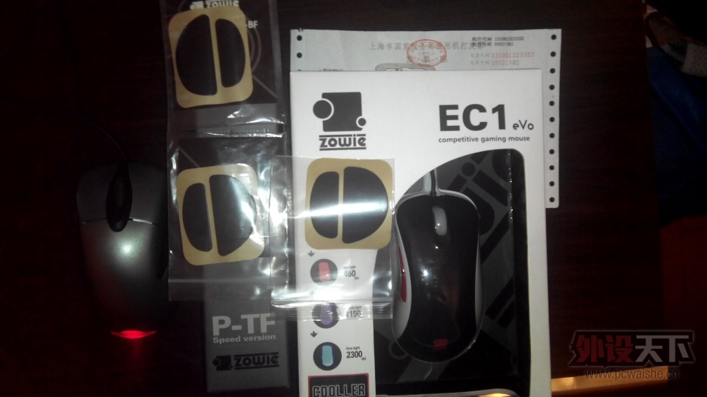 �����ϡ����� EC1 EVO CL˫ɫ  �������Ѿ�������