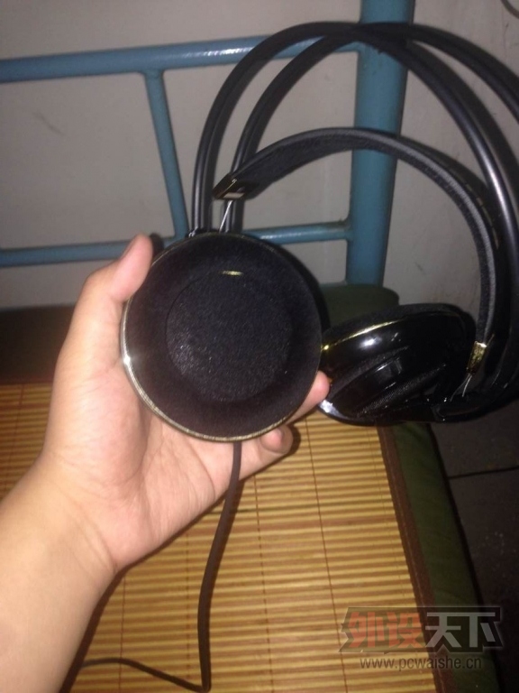 ����������������V1 �ڽ� ��Ʒ����ת��
