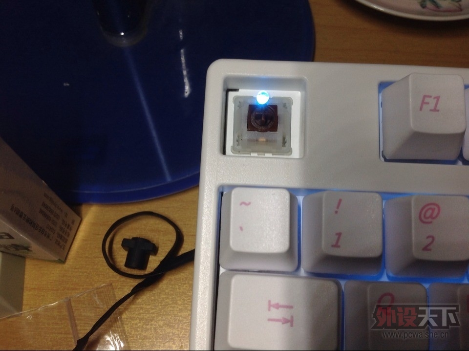 GATERON����f104