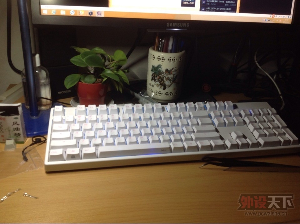 GATERON����f104