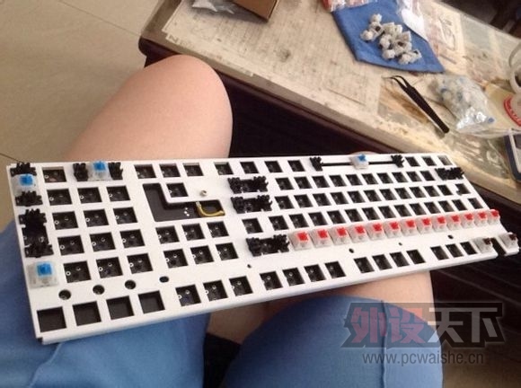 GATERON����f104
