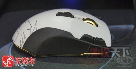 ����Roccat Tyon