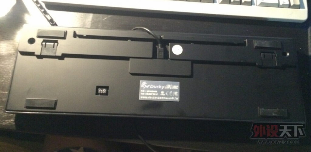 ������������DUCKY9008S3�׹���ᣬ���Լ�ñ��