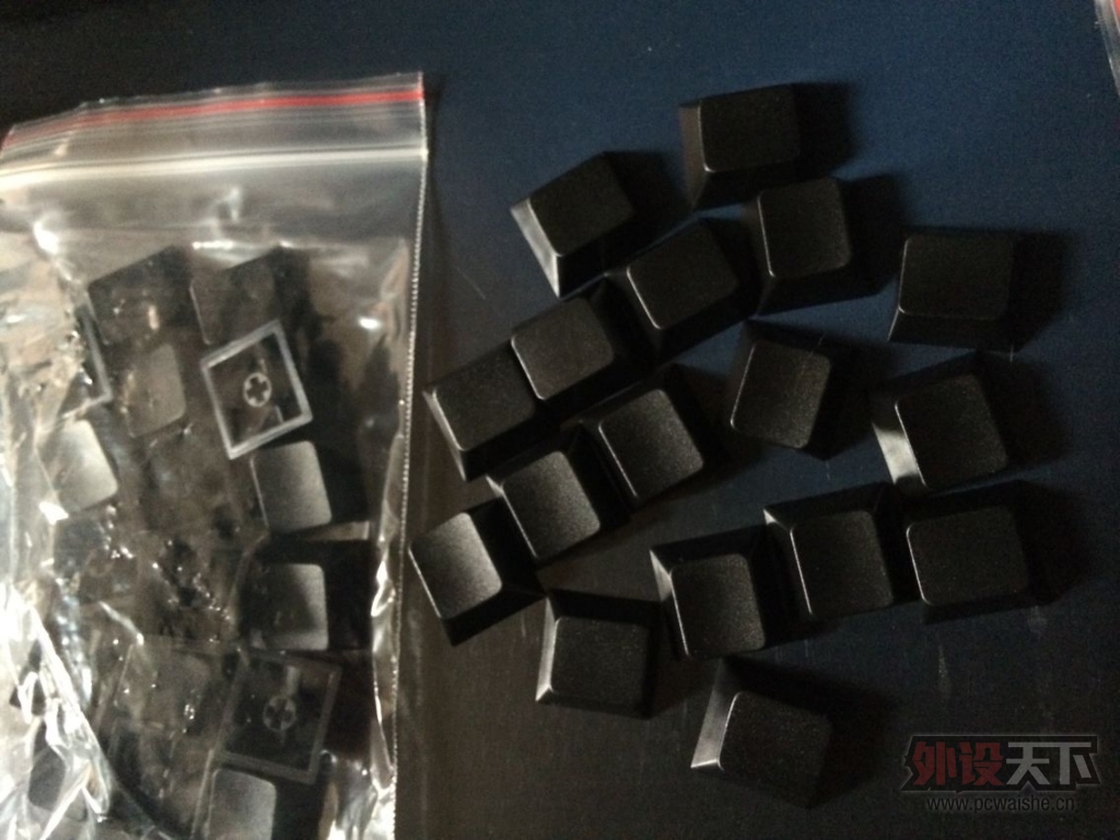 E233904BB2F819709E17A1BCACEB65A5.png