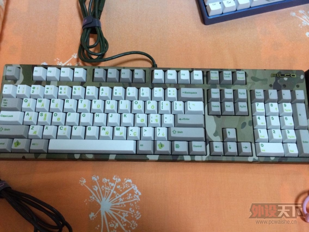 �Բ�104��ӻҰ���