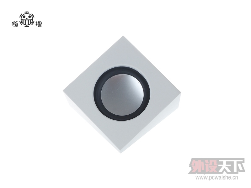 ����ߣ��THRONMAX��ͼS700������������