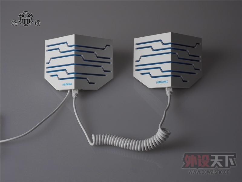 ����ߣ��THRONMAX��ͼS700������������