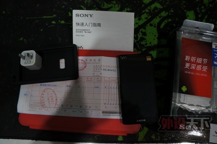 ���Ϻ������۹��д�ƱSONY F885 ������ 9.5��