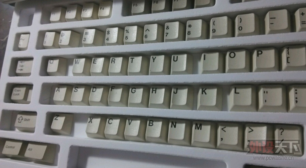 QQͼƬ20140611003039.jpg