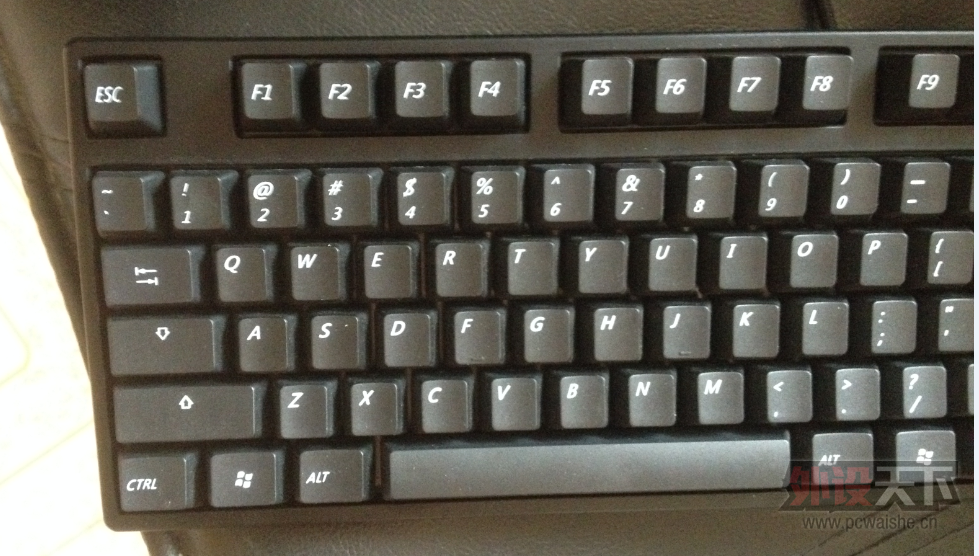 ���Ͼ�������ikbc f104�ںڣ����룩