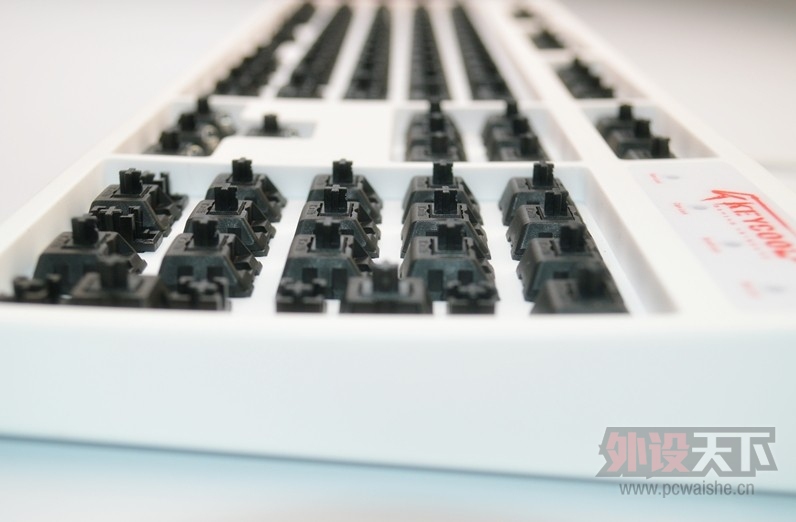 Keycool���� Hero 104 pro ��ʽ���У�����ʩչ���DIY�Ż�