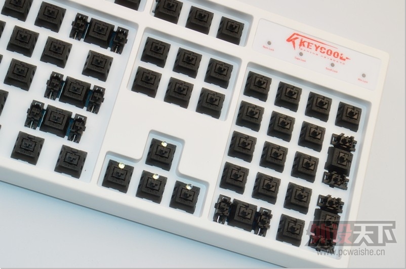 Keycool���� Hero 104 pro ��ʽ���У�����ʩչ���DIY�Ż�