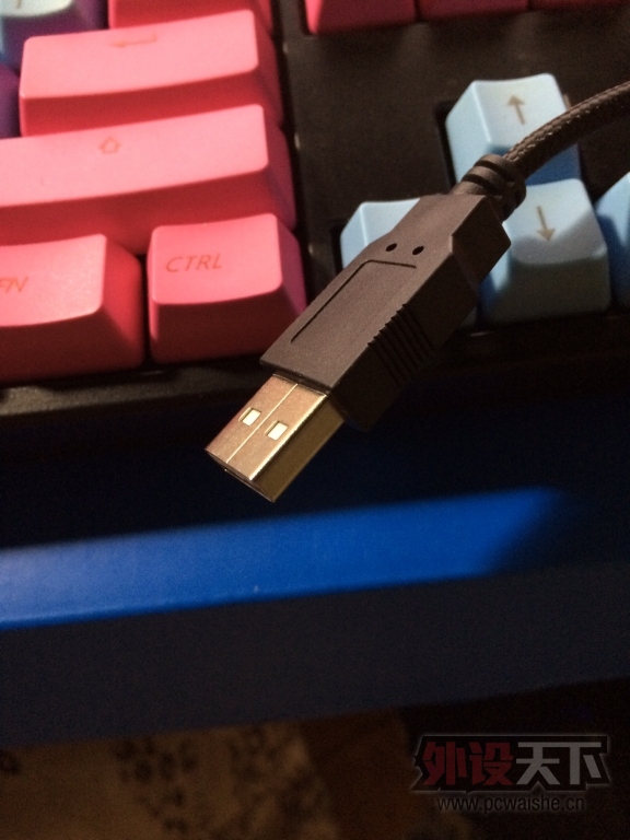 [�ɶ�]��2��F104 ��ɫ ���� ���м������