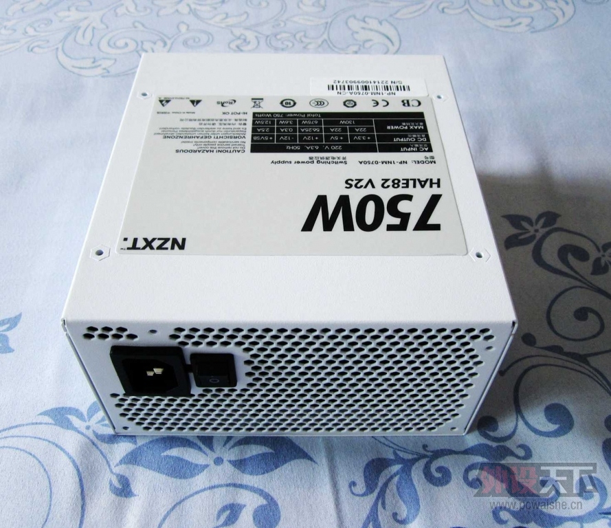NZXT ɫԴHALE 82 750 V2SƷ֮ۼڲ[ԭ]