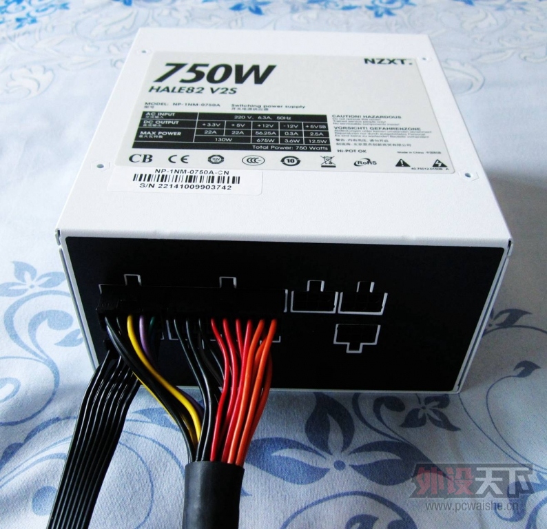 NZXT ɫԴHALE 82 750 V2SƷ֮ۼڲ[ԭ]