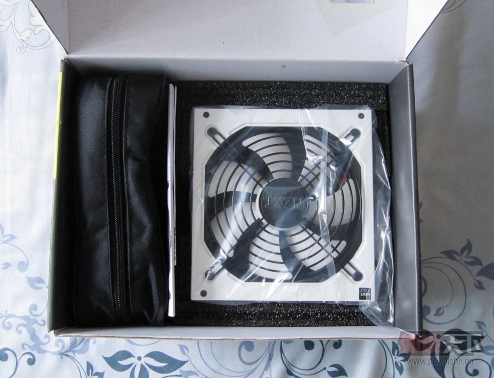 NZXT ɫԴHALE 82 750 V2SƷ֮ۼڲ[ԭ]