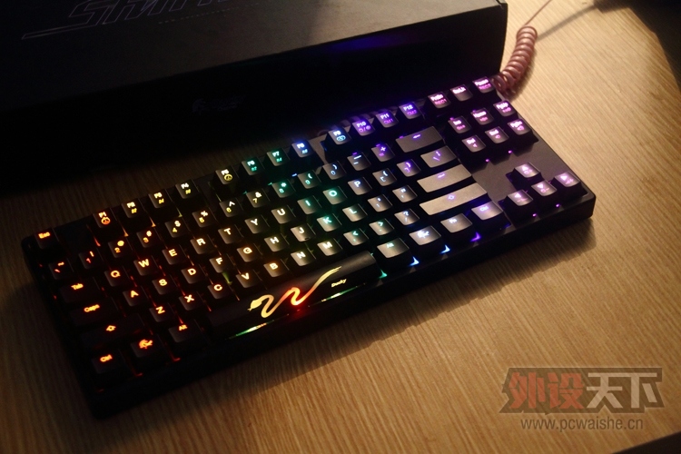 DUCKY 9087 S3  ���գ���������������������������