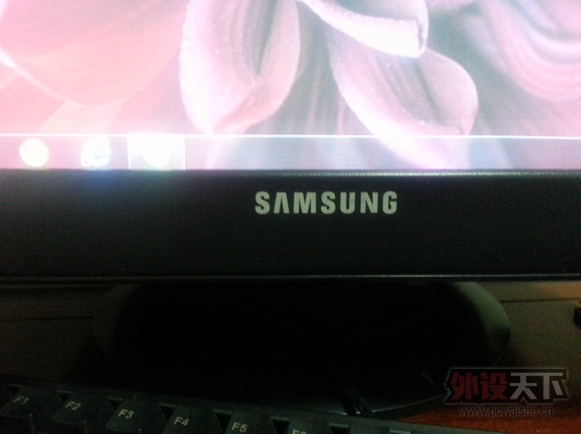 ������������988MB+��CRT��ʾ����,8����,��������