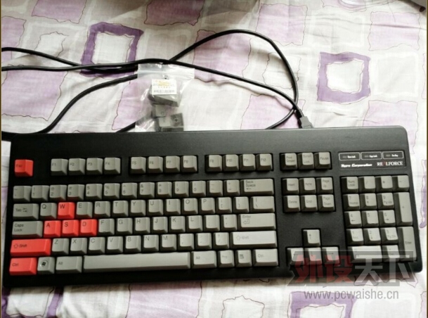 ��������Realforce 104Proʮ�������澲���ݼ��̷���ѹ�� 900����