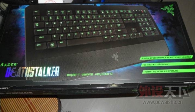 ���ѳ�������������ȫ�¡�Razer �ɻ��Ы ��ɫ����� ����