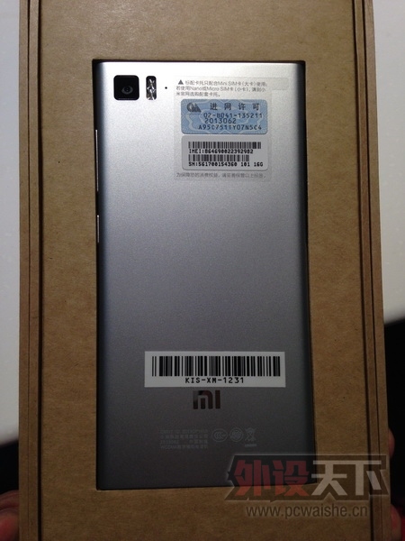 �����ݡ���һ̨ȫ�µ�С��3����ͨ��16G������ɫ
