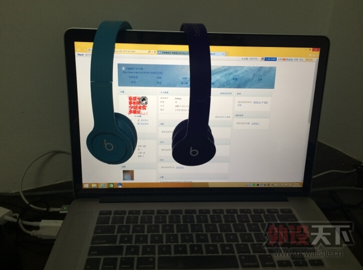 �����ա������ú�Ů�����õ�Beats SOLO HD 2013��ɫ������ɫ