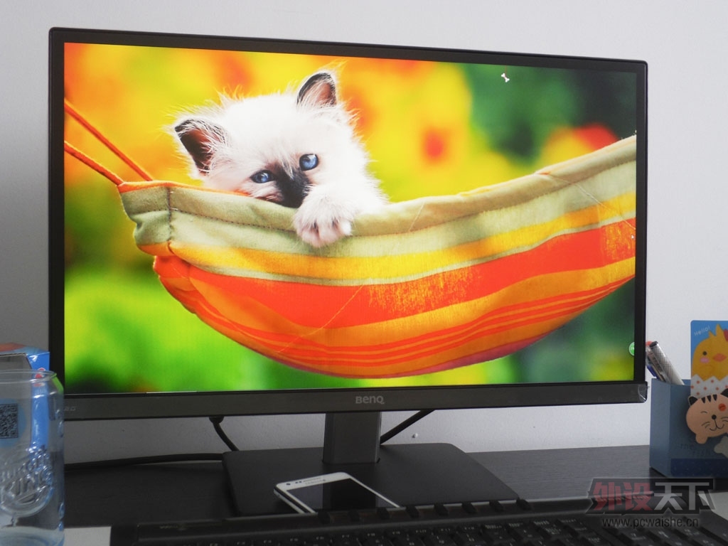 ����ůɫ����IPS������VZ2250 OSD�˵��·���