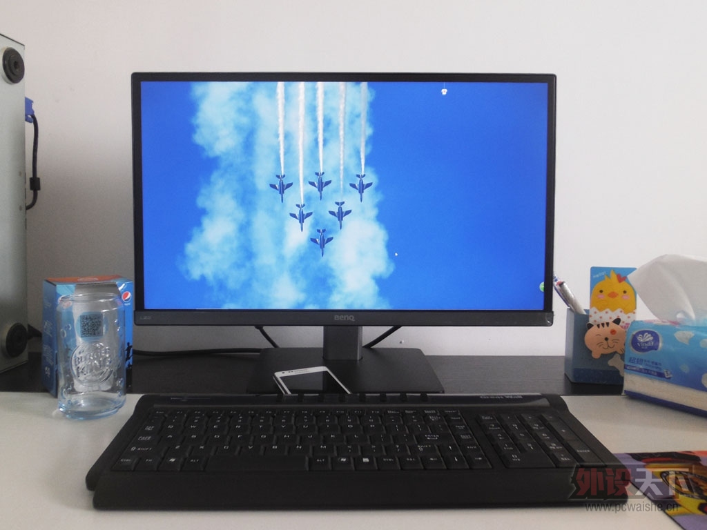 ����ůɫ����IPS������VZ2250 OSD�˵��·���