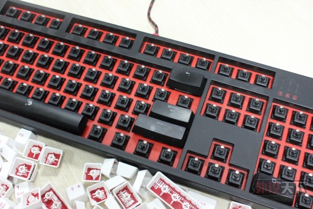 ��29P����������ÿ�ô���׵׺��ֶ�ɫ��ñ+��ɫ��Ϸ��꣬һ��ȫ���ǲ��ǵﱤ�ˡ�