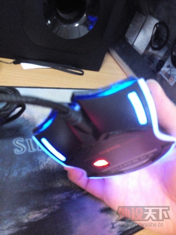 �װ�V20 ������