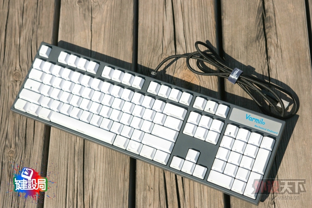 ӡVarmilo VA104