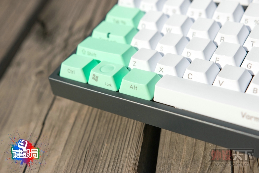 ӡVarmilo VA104