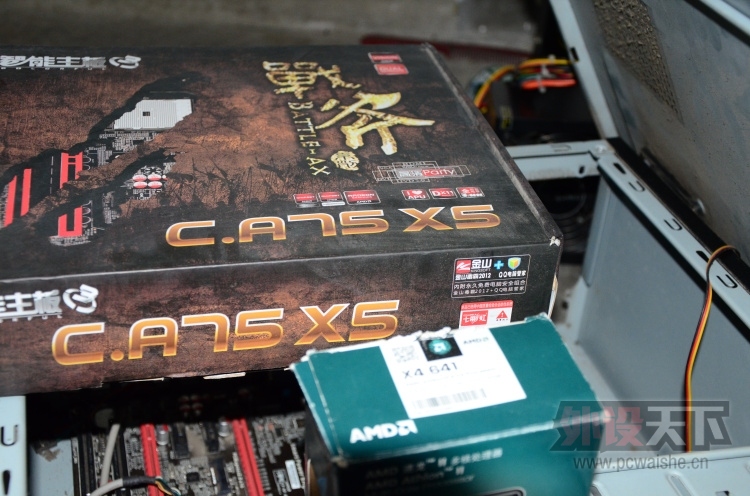 �����ݡ�����1333 2G�ڴ� �߲ʺ�����  AMDX4 641 ����