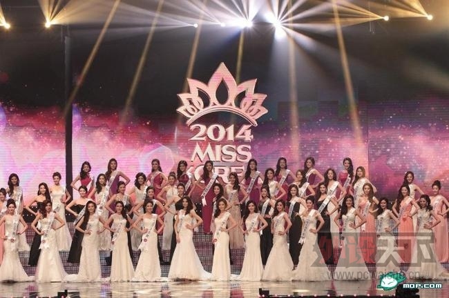 ÿ��ˮ�����ĵ� 2014����С��ѡ�� 22���ѧ�����