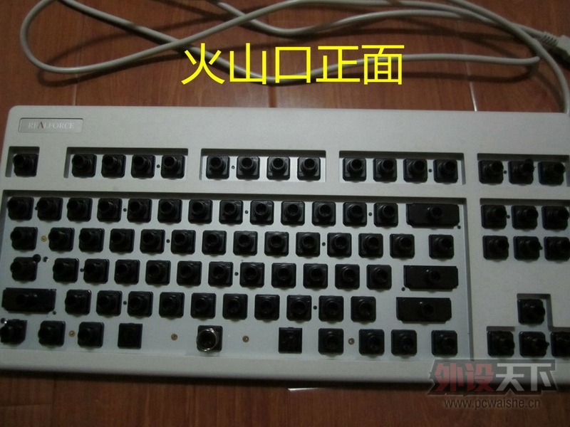ݲFL8000SRealforce 86UָжԱ