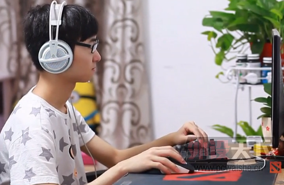 Rival��dota2���ˣ��о����Ĳ��ʺϰ�