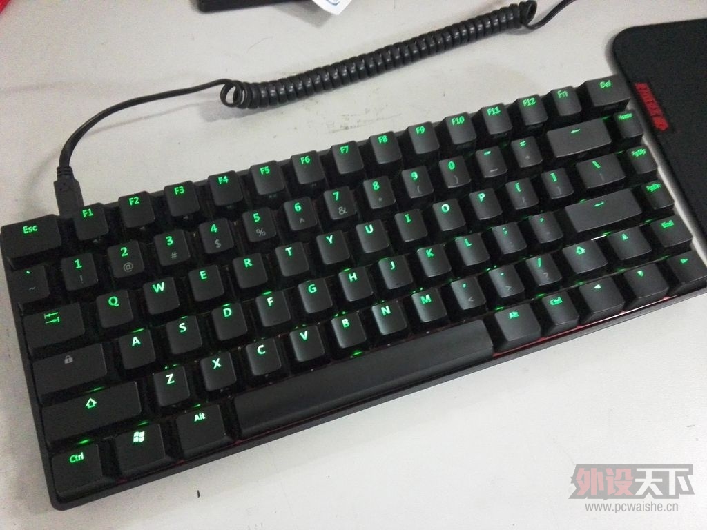 [�ɶ�] ��һ��Race2����ɫ����ʵƣ����ѳ���