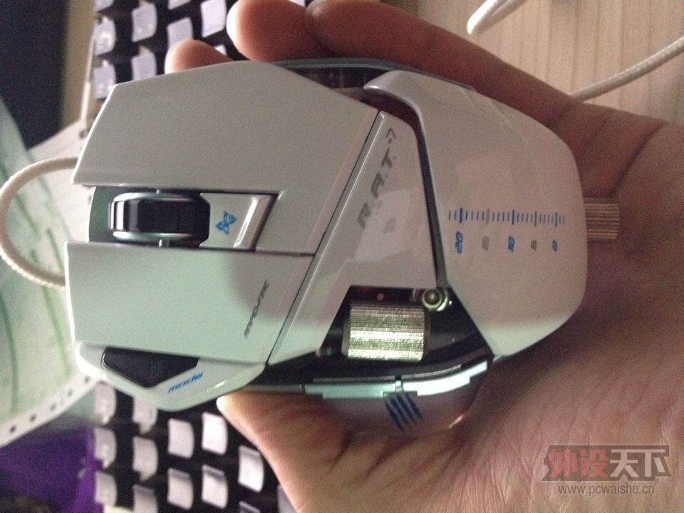 �����ա����ѿ� Mad Catz R.A.T.7  300Ԫ