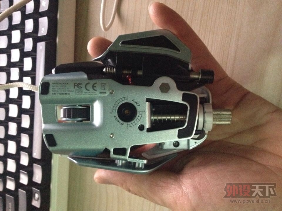 �����ա����ѿ� Mad Catz R.A.T.7  300Ԫ