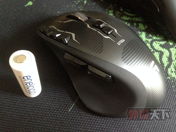 ڡ޼ G700S 9 
