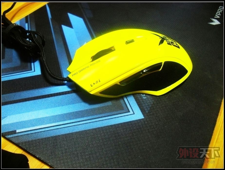 ⡿ݣϷеᡪװV20֮UZIư档