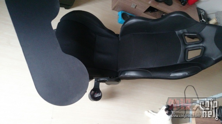 �����������°���һ���������ε�����=1500Ԫ